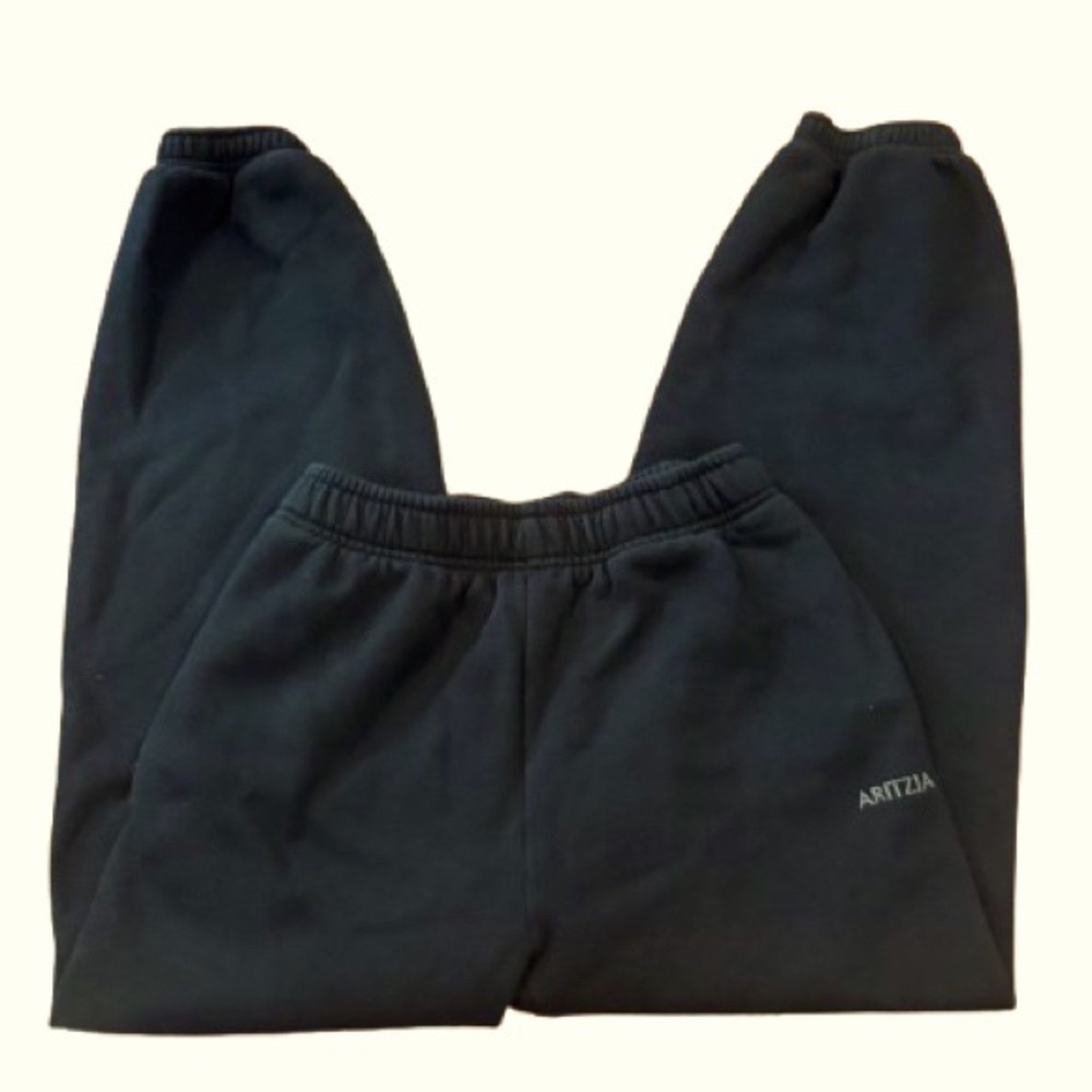 Aritzia black fleece sweatpants